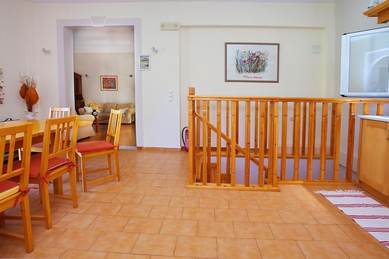Villa Leda Karousádes Dış mekan fotoğraf