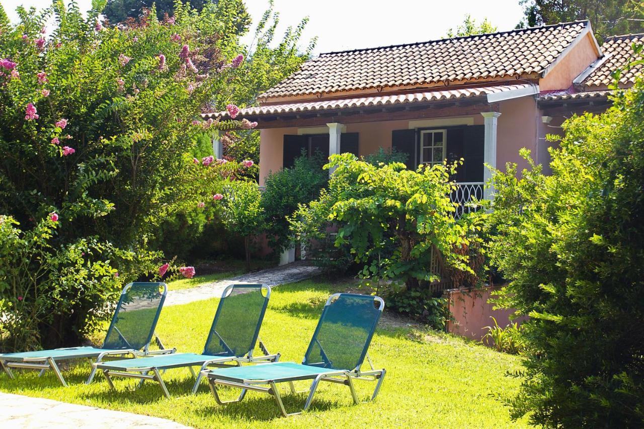 Villa Leda Karousádes Dış mekan fotoğraf