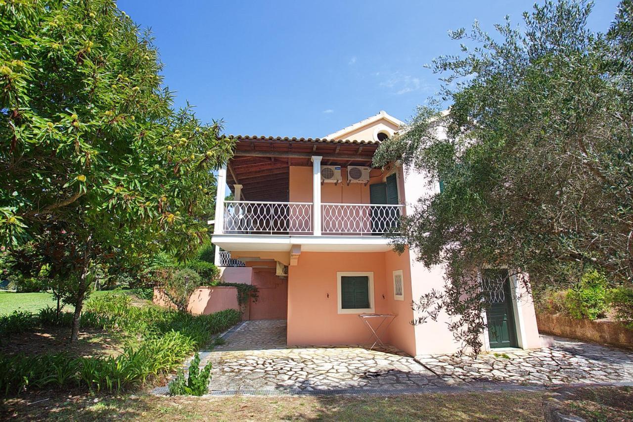 Villa Leda Karousádes Dış mekan fotoğraf